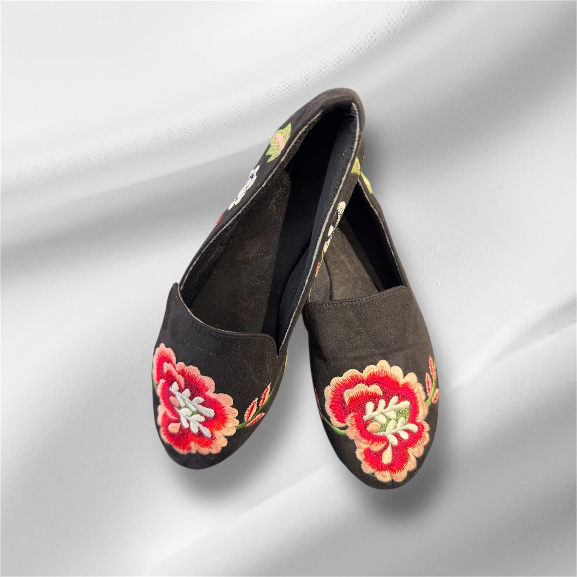 Flower shoes