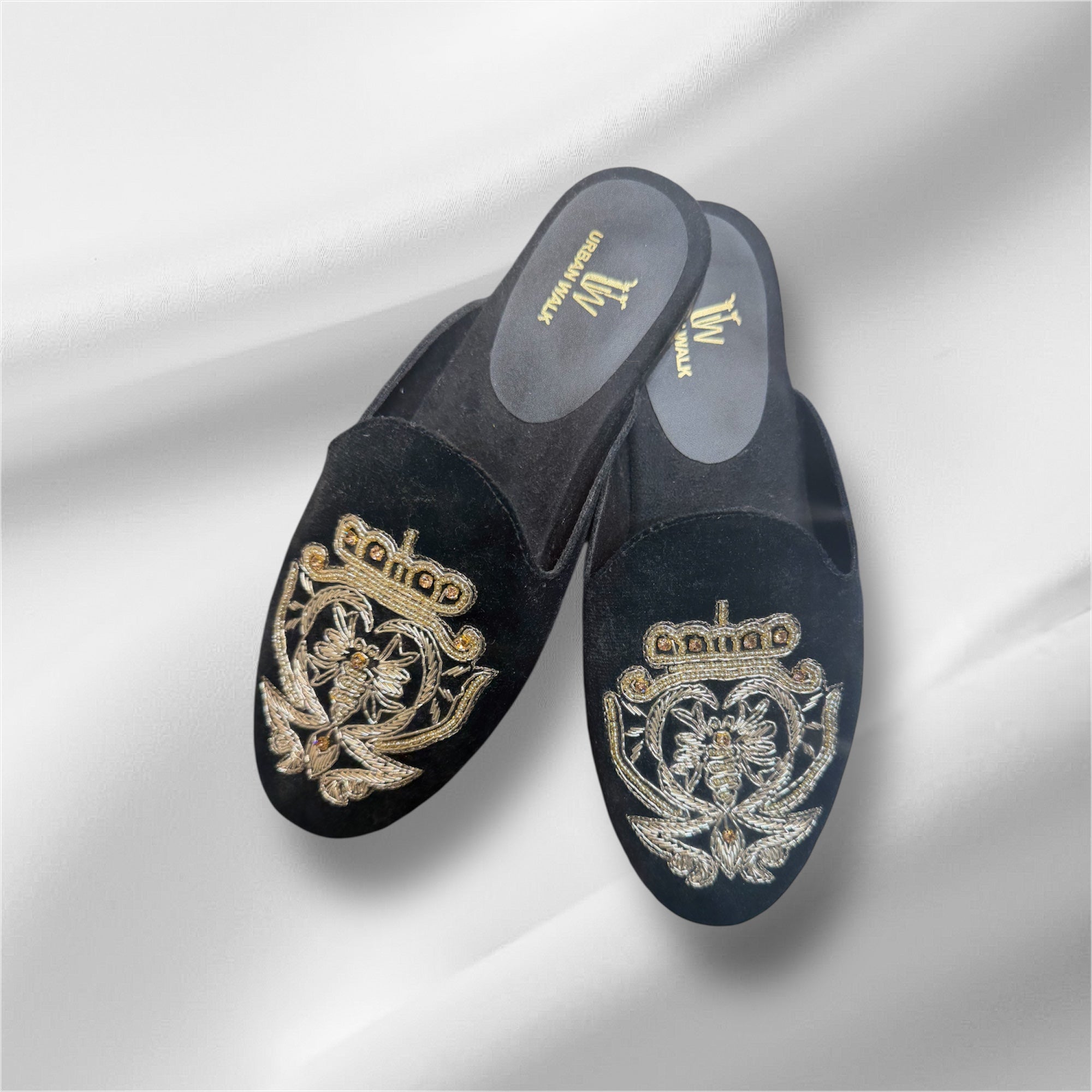 Crown embroidery half shoes