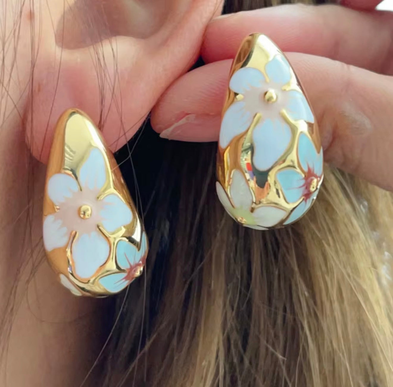 Gold Flower Earrings